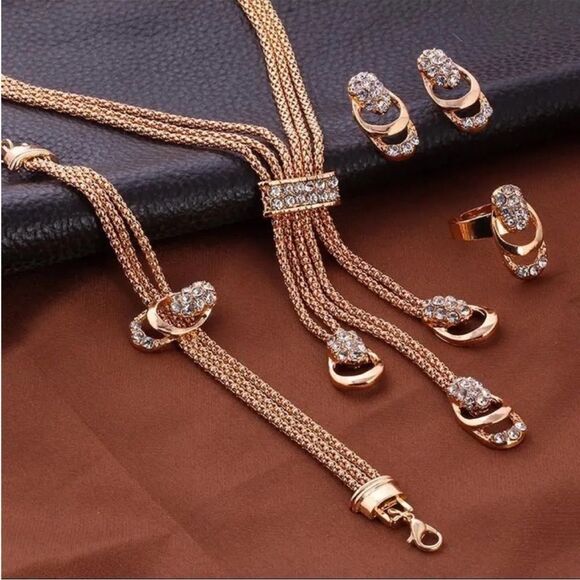 4 Piece Gold Plated Diamond CZ Luxury Exquisite Gift Jewelry Set - Picture 11 of 14